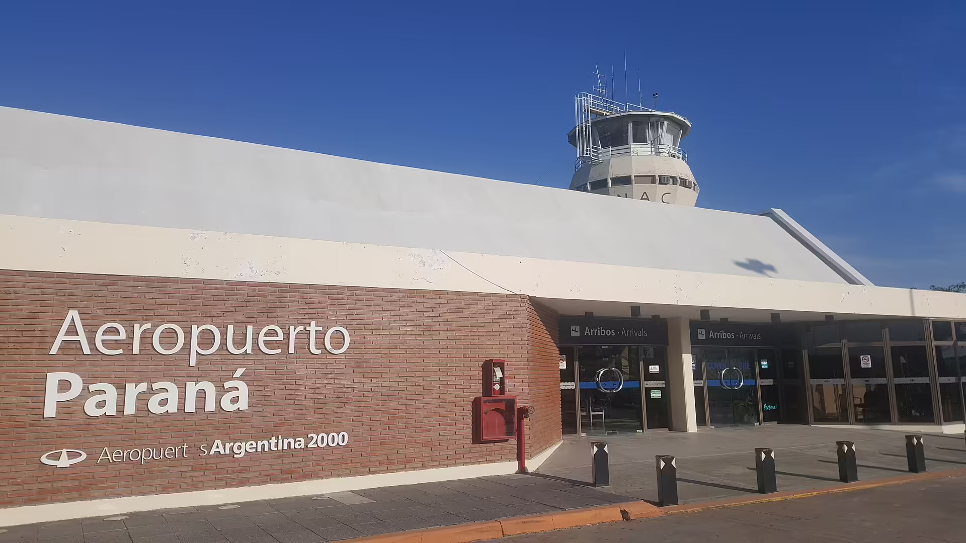General Urquiza Airport (PRA)