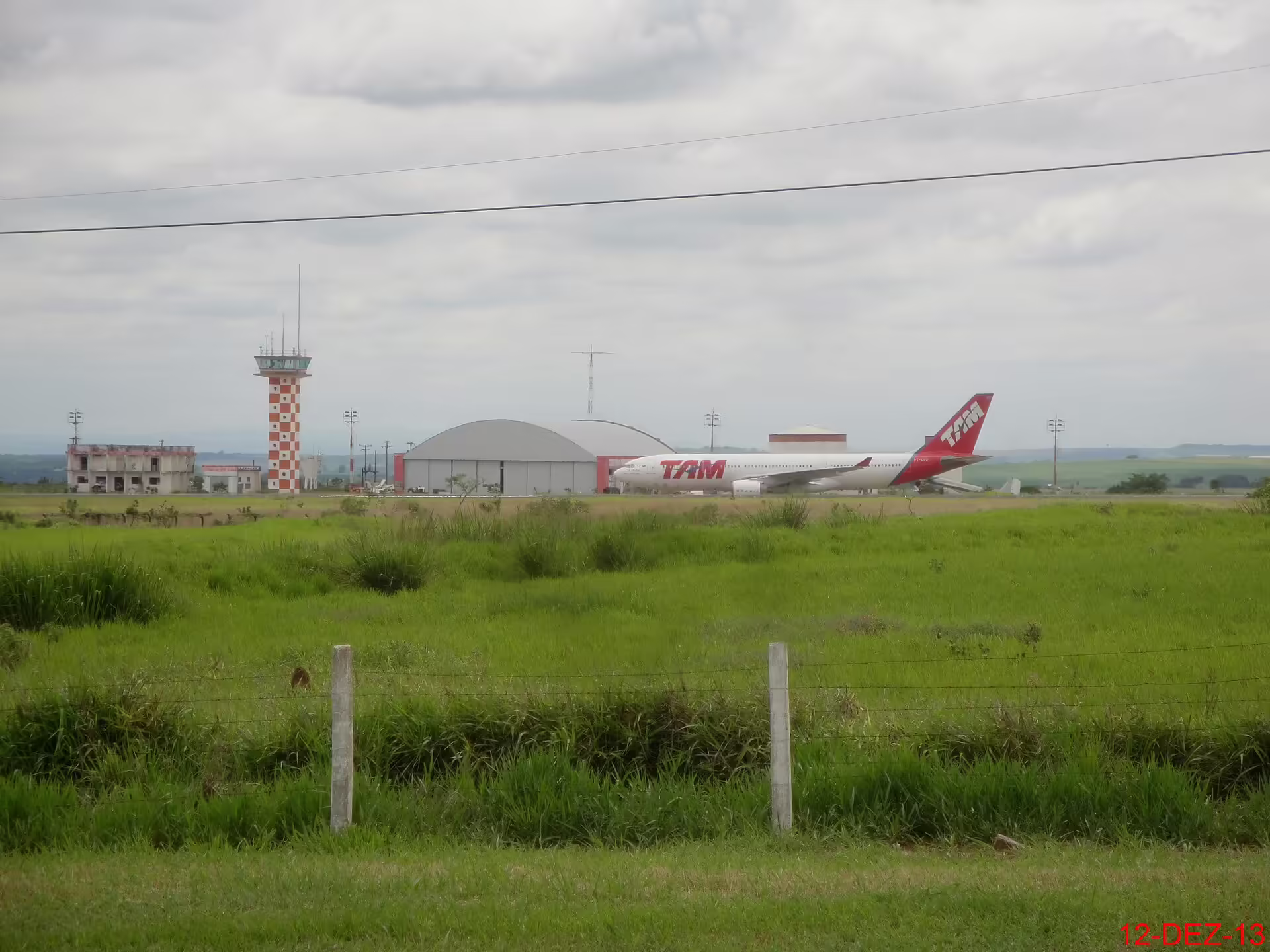 Mário Pereira Lopes–São Carlos International Airport (QSC)