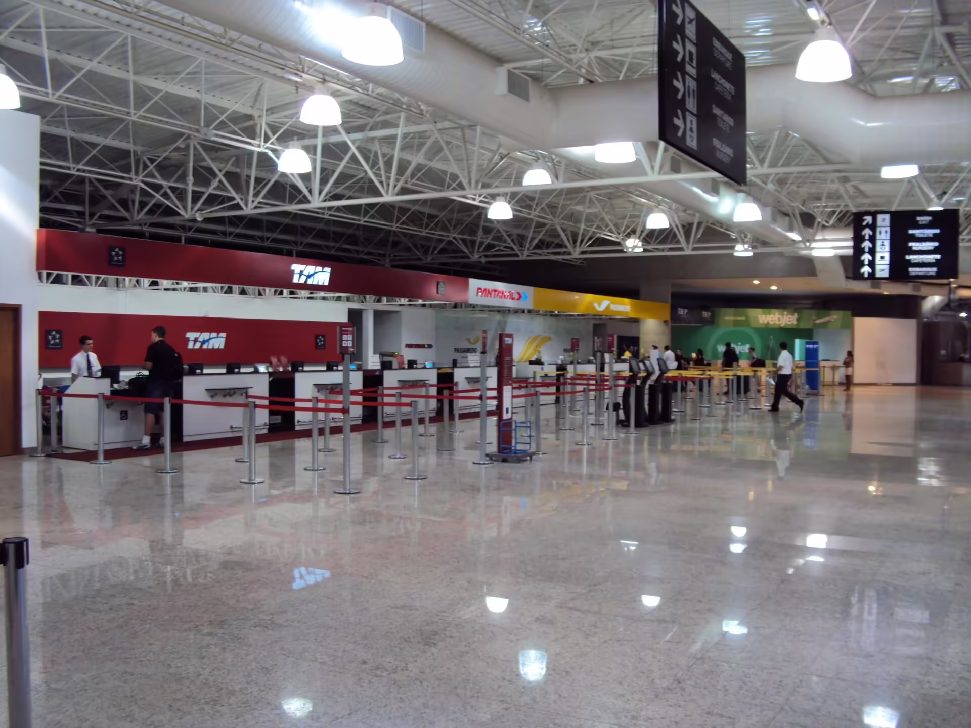 Leite Lopes Airport (RAO)