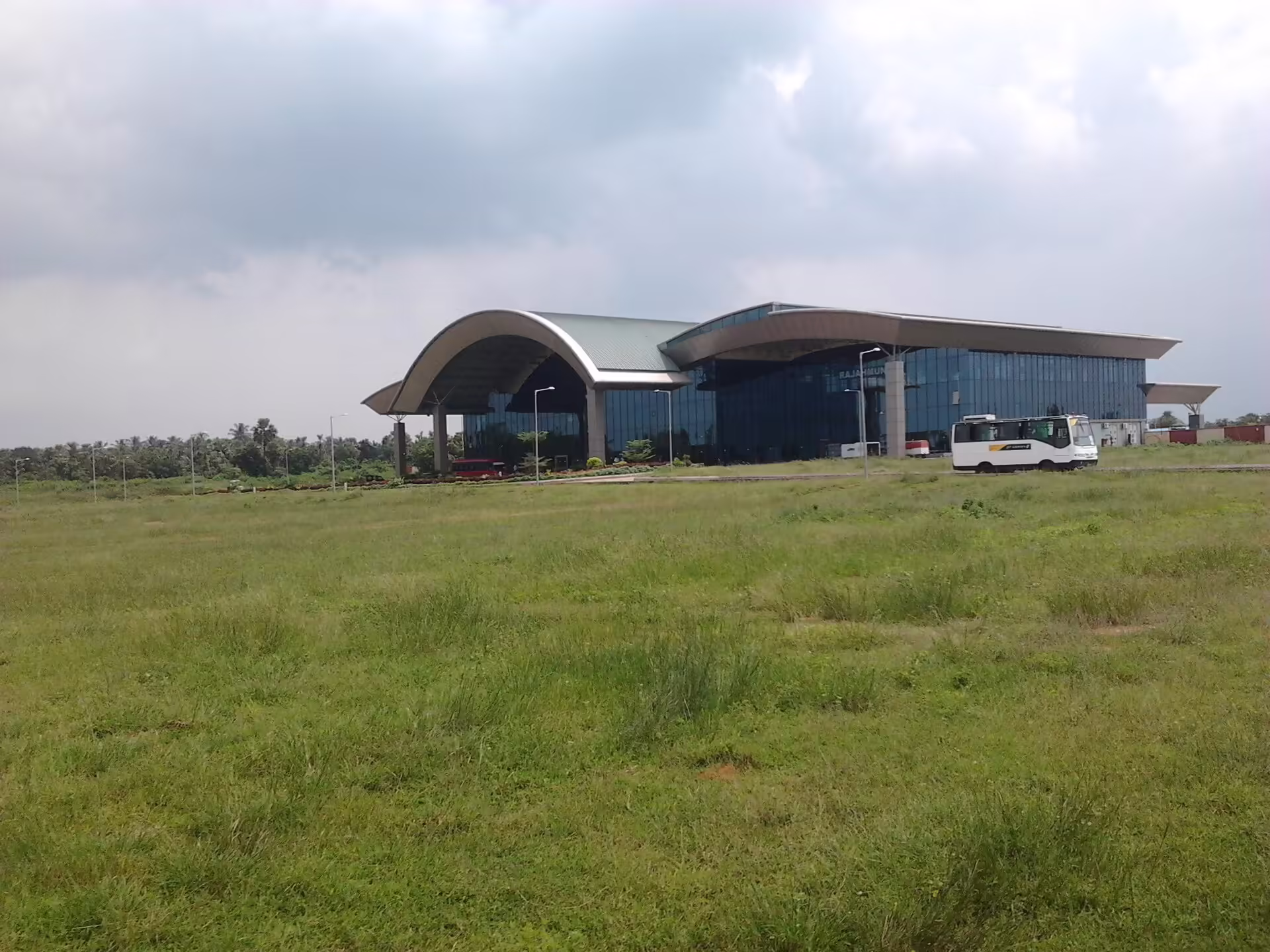 Rajahmundry Airport (RJA)