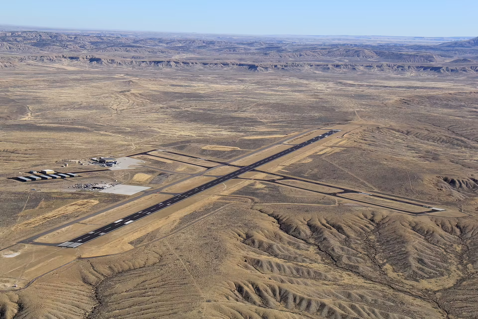 Southwest Wyoming Regional Airport (RKS)