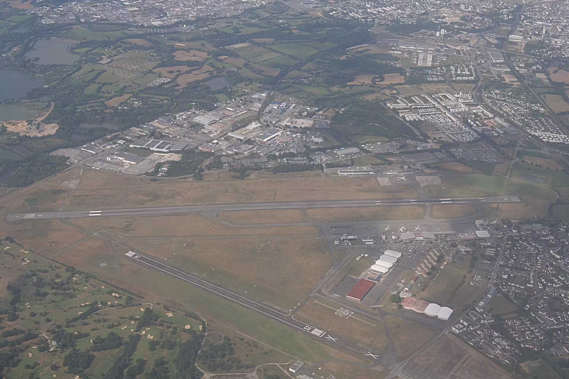 Rennes-Saint-Jacques Airport (RNS)