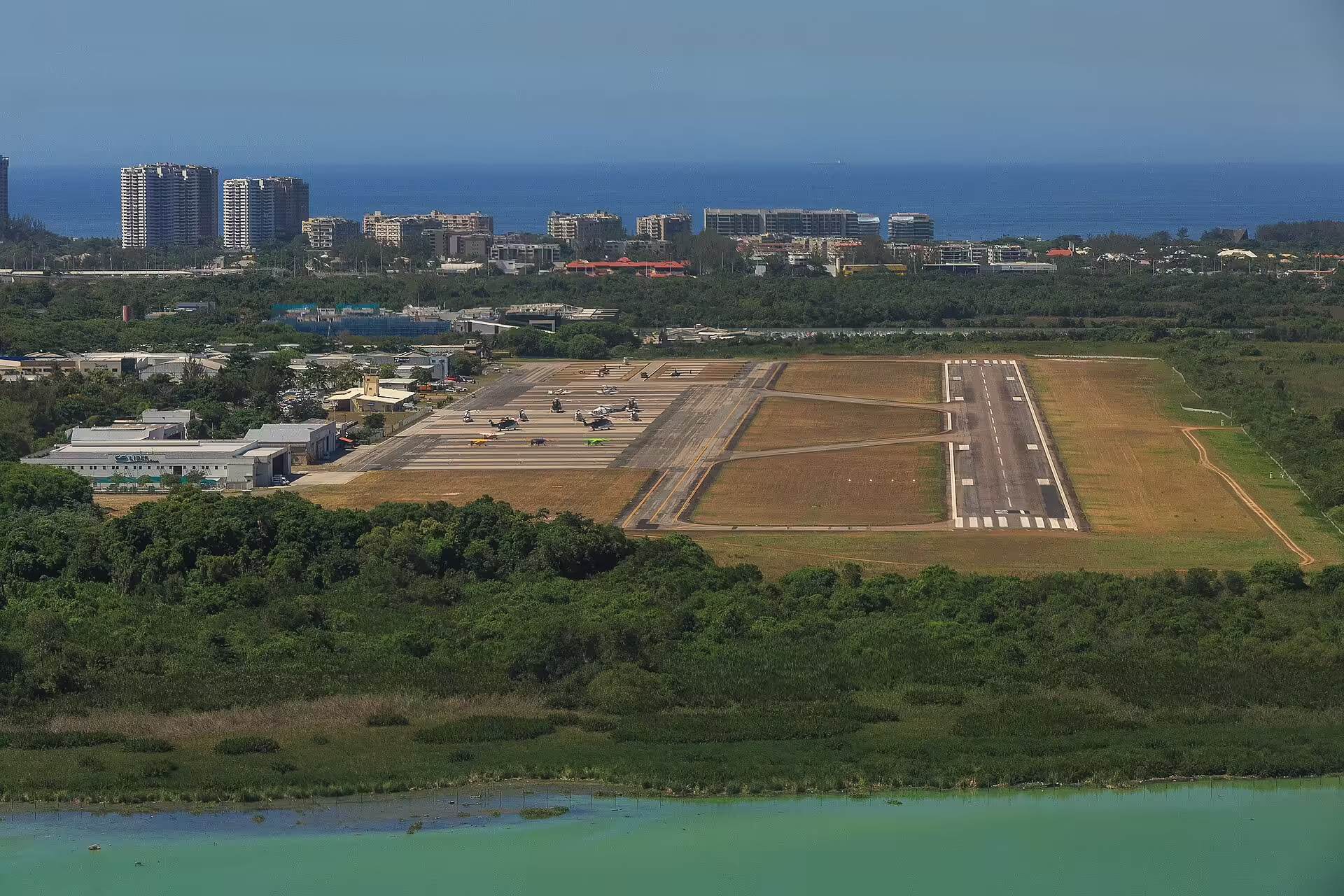 Jacarepaguá - Roberto Marinho Airport (RRJ)