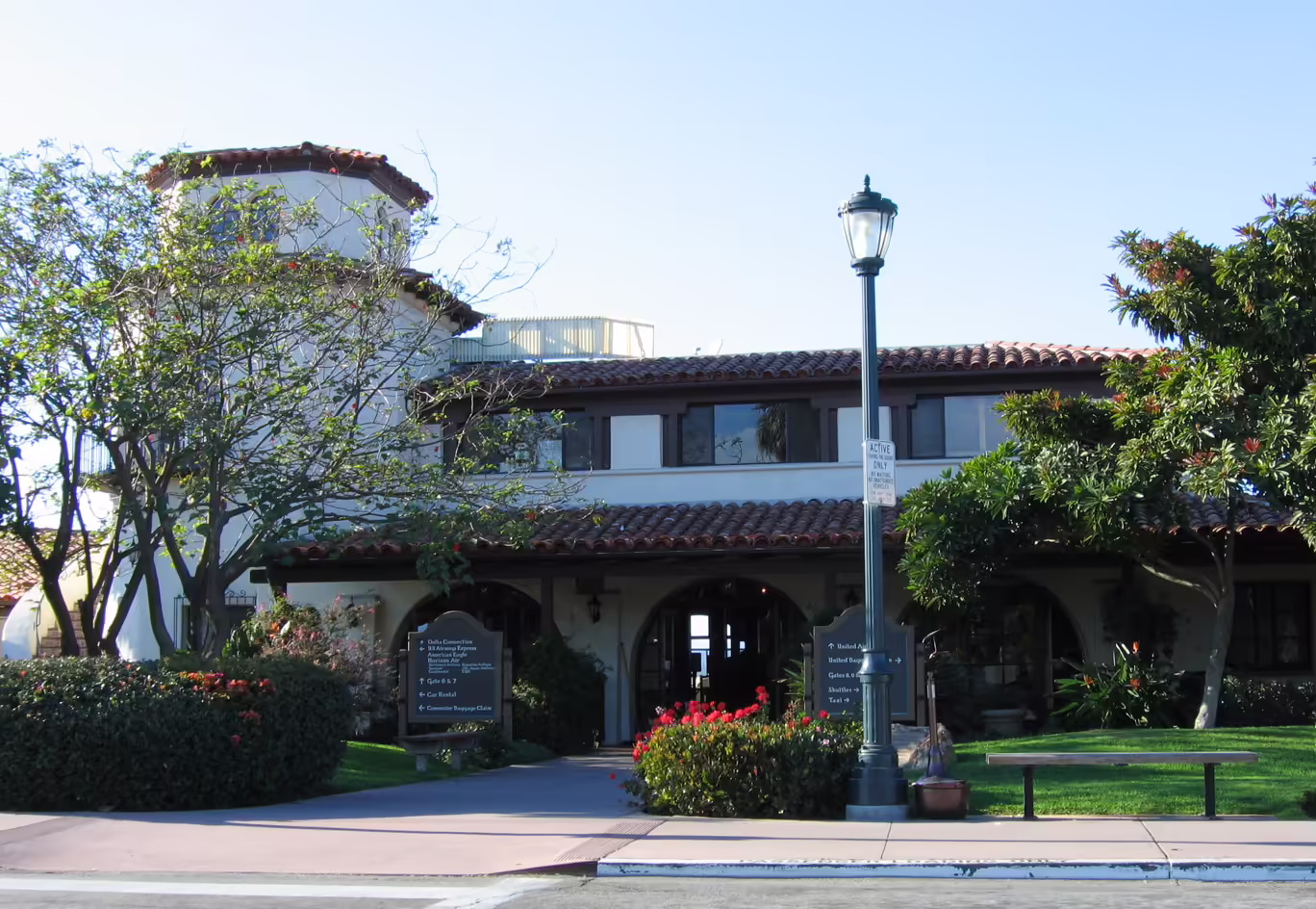 Santa Barbara Municipal Airport (SBA)