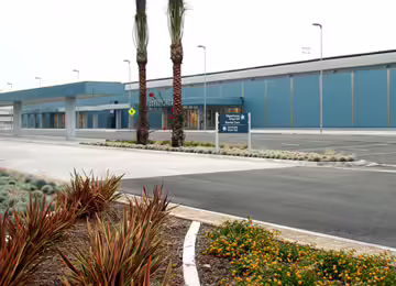 San Bernardino International Airport (SBD)