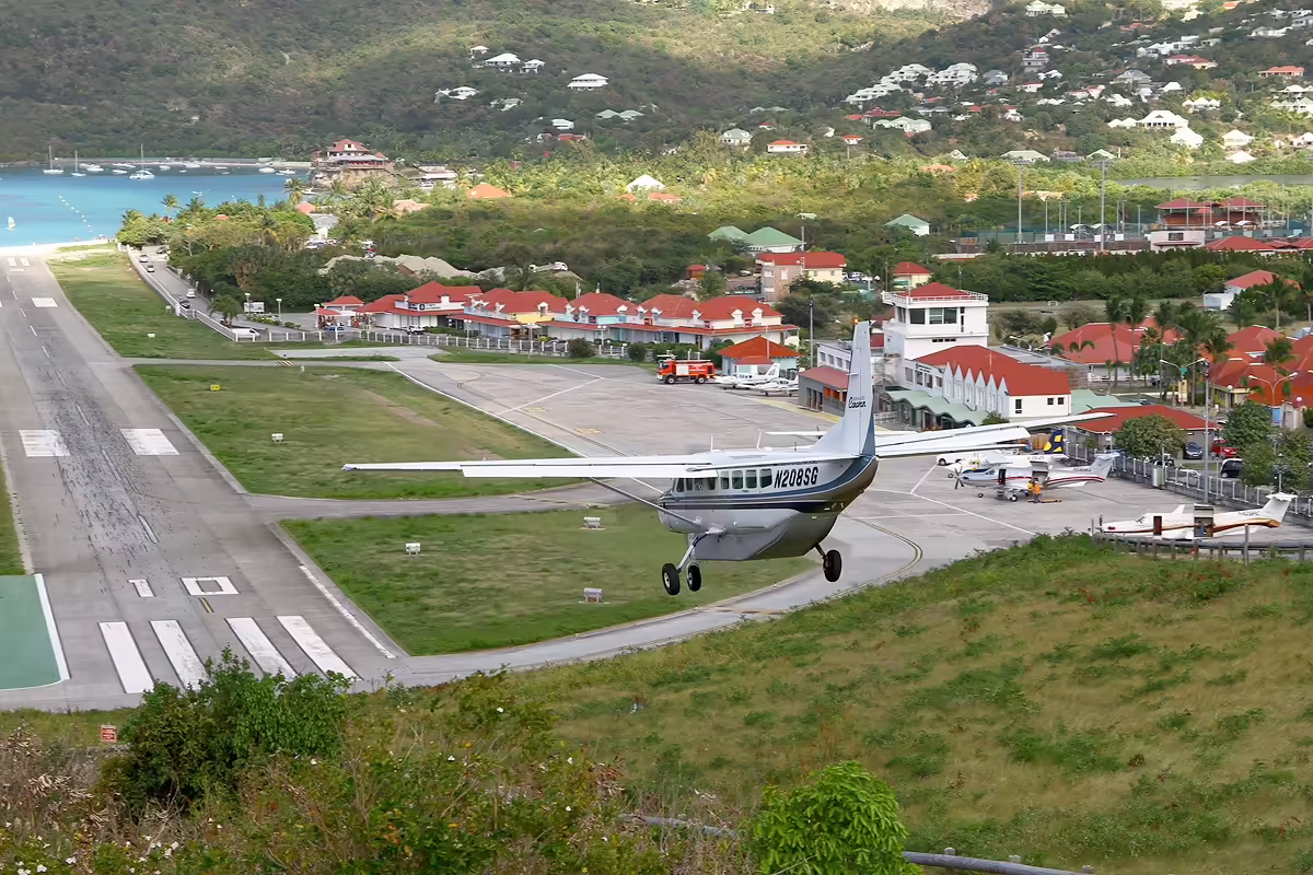 St. Jean Airport (SBH)