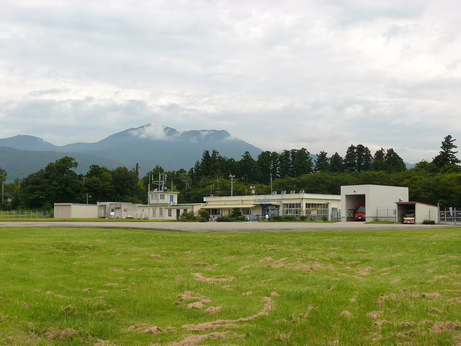 Sado Airport (SDS)