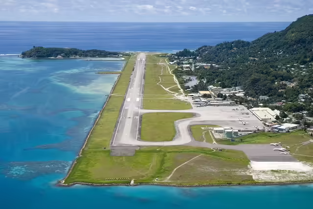 Seychelles International Airport (SEZ)