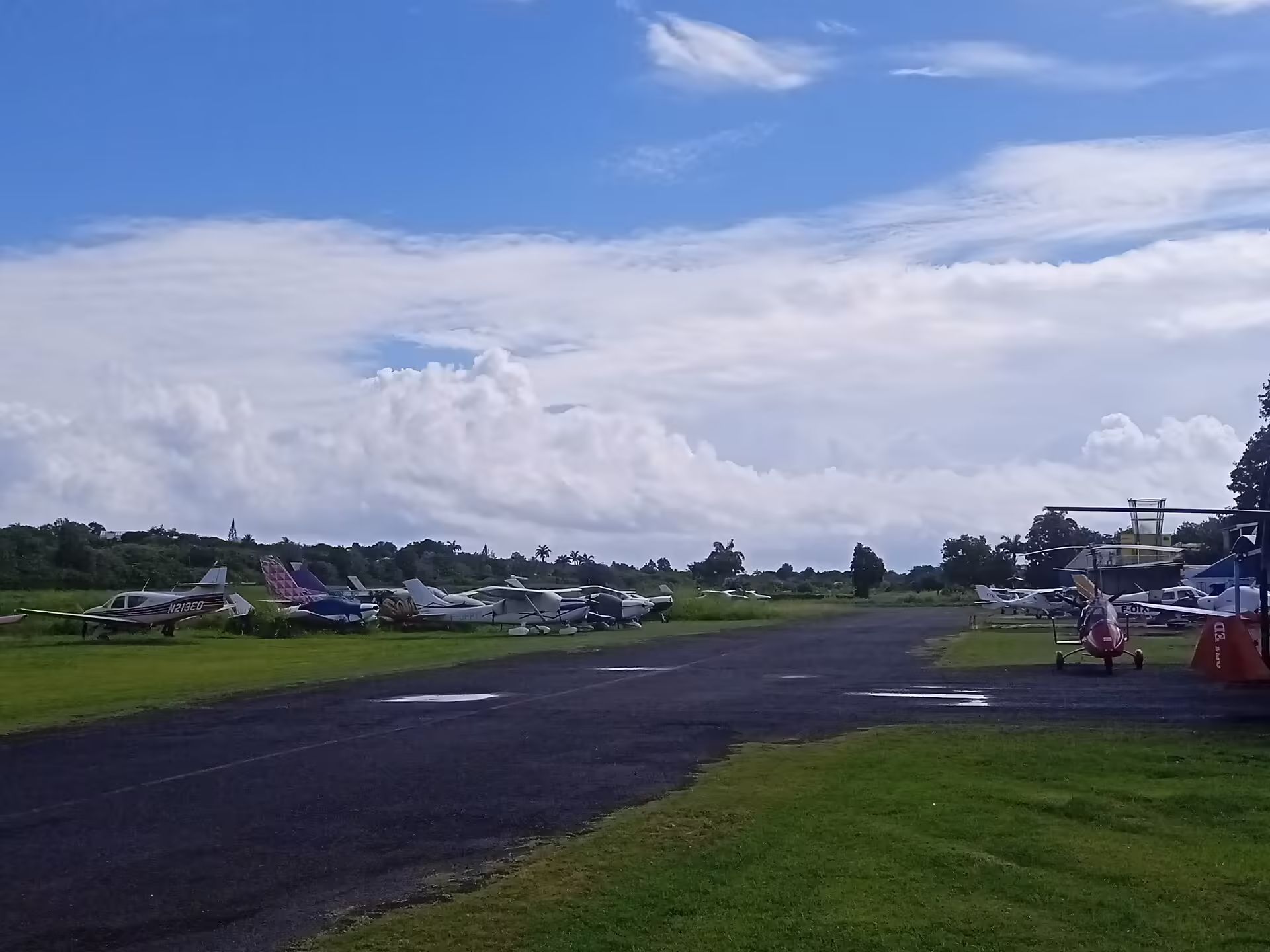 St-François Airport (SFC)