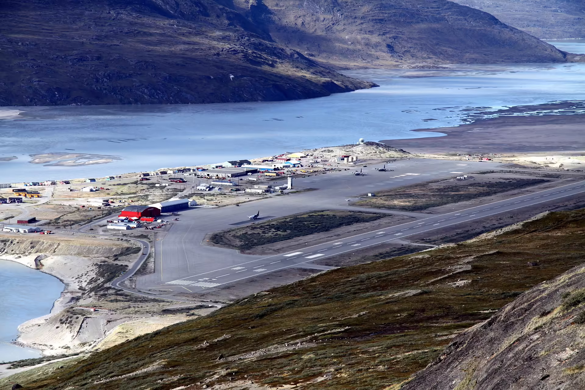 Kangerlussuaq International Airport (SFJ)