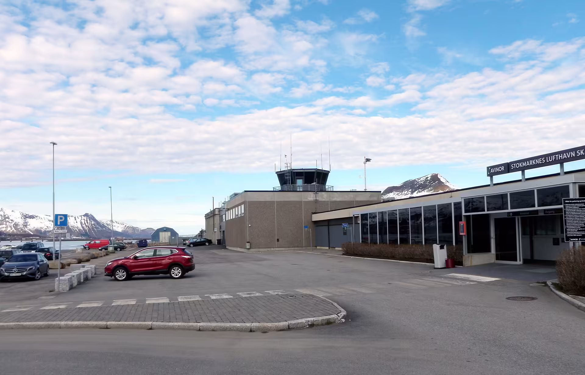 Stokmarknes Airport, Skagen (SKN)