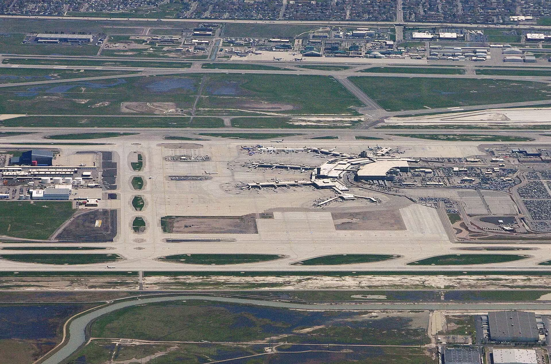Salt Lake City International Airport (SLC)