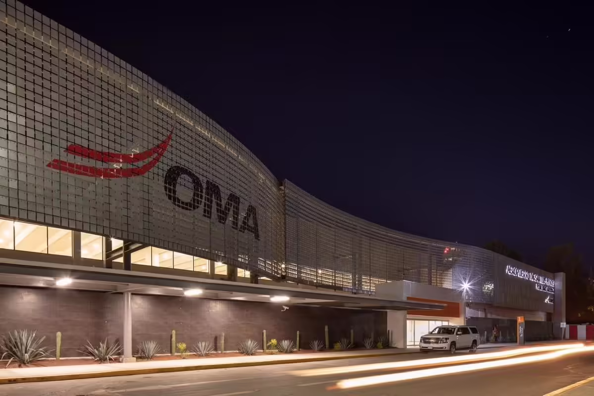 Ponciano Arriaga International Airport (SLP)