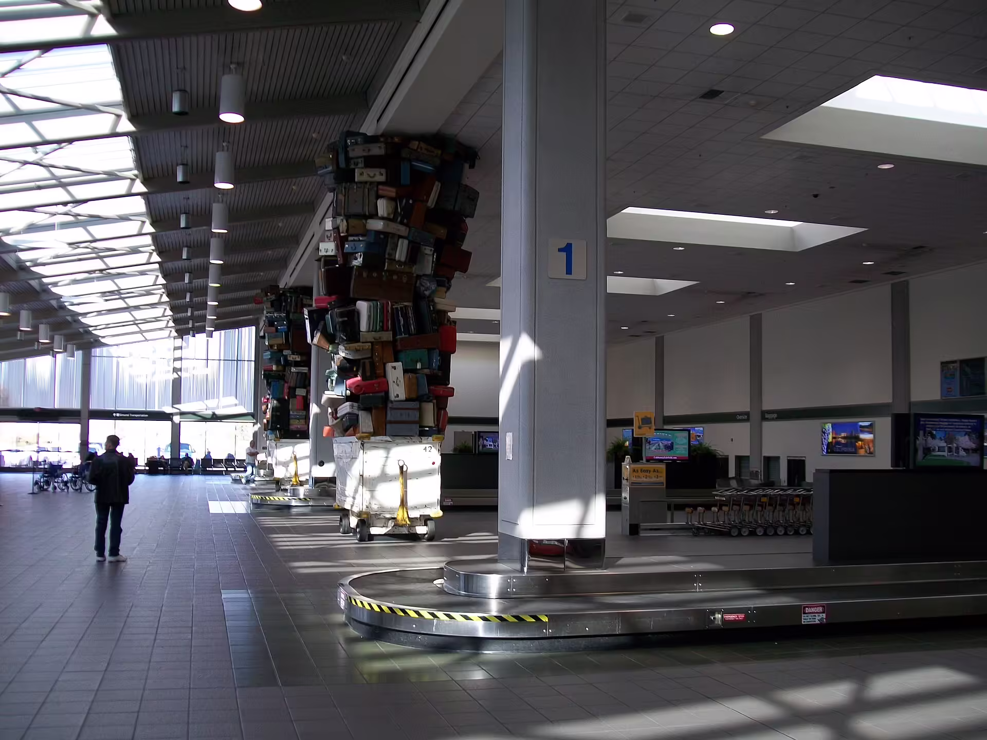 Sacramento International Airport (SMF)