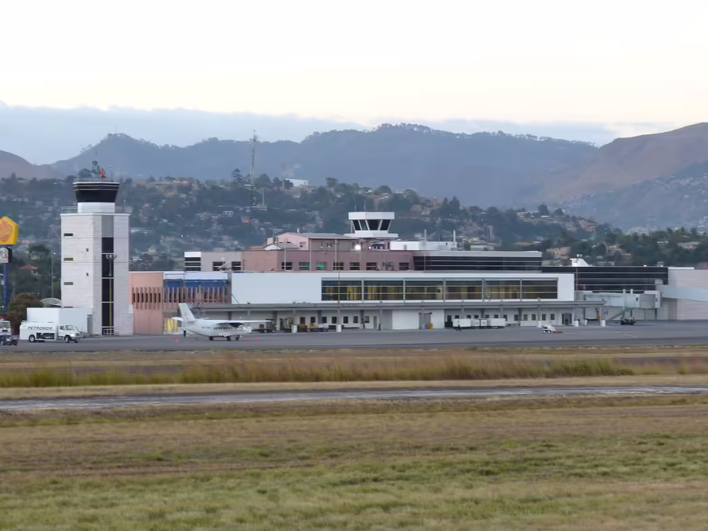 Toncontín Airport (TGU)