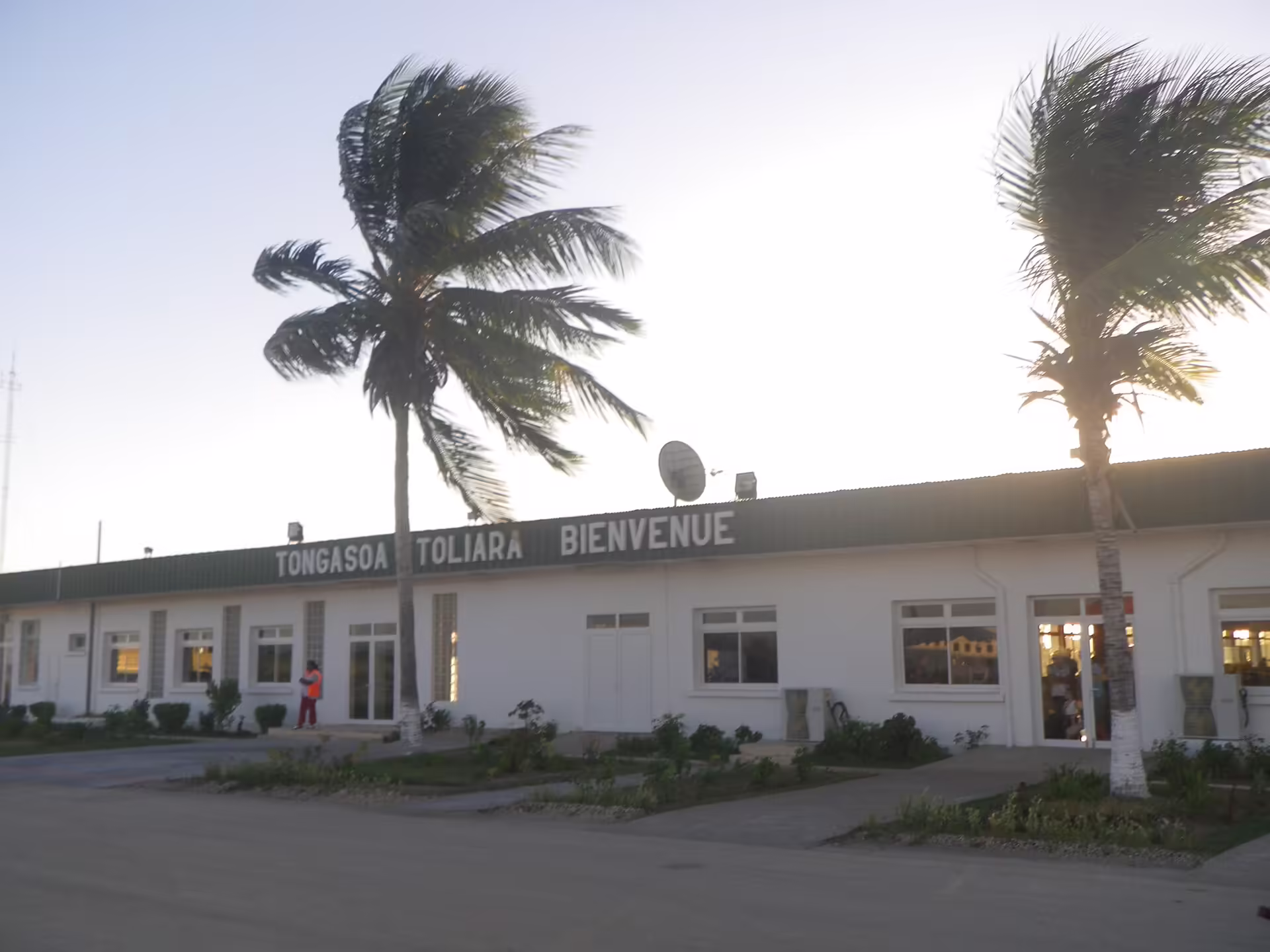 Toliara Airport (TLE)