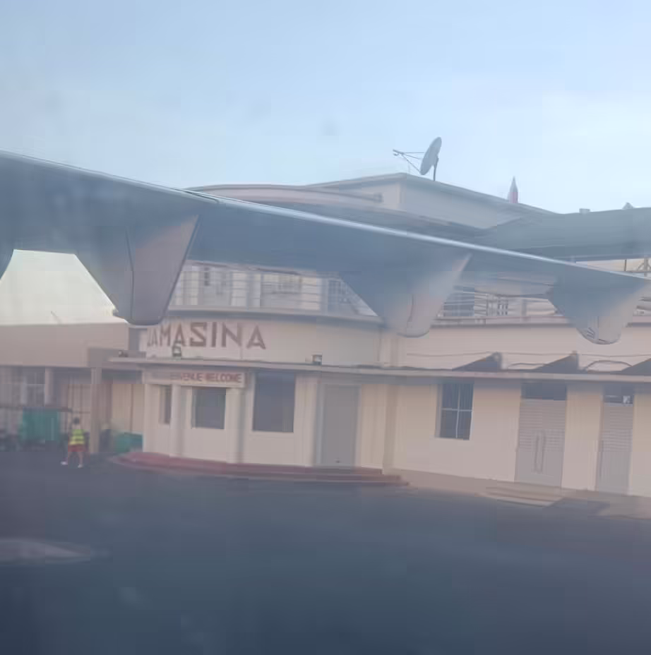 Toamasina Ambalamanasy Airport (TMM)