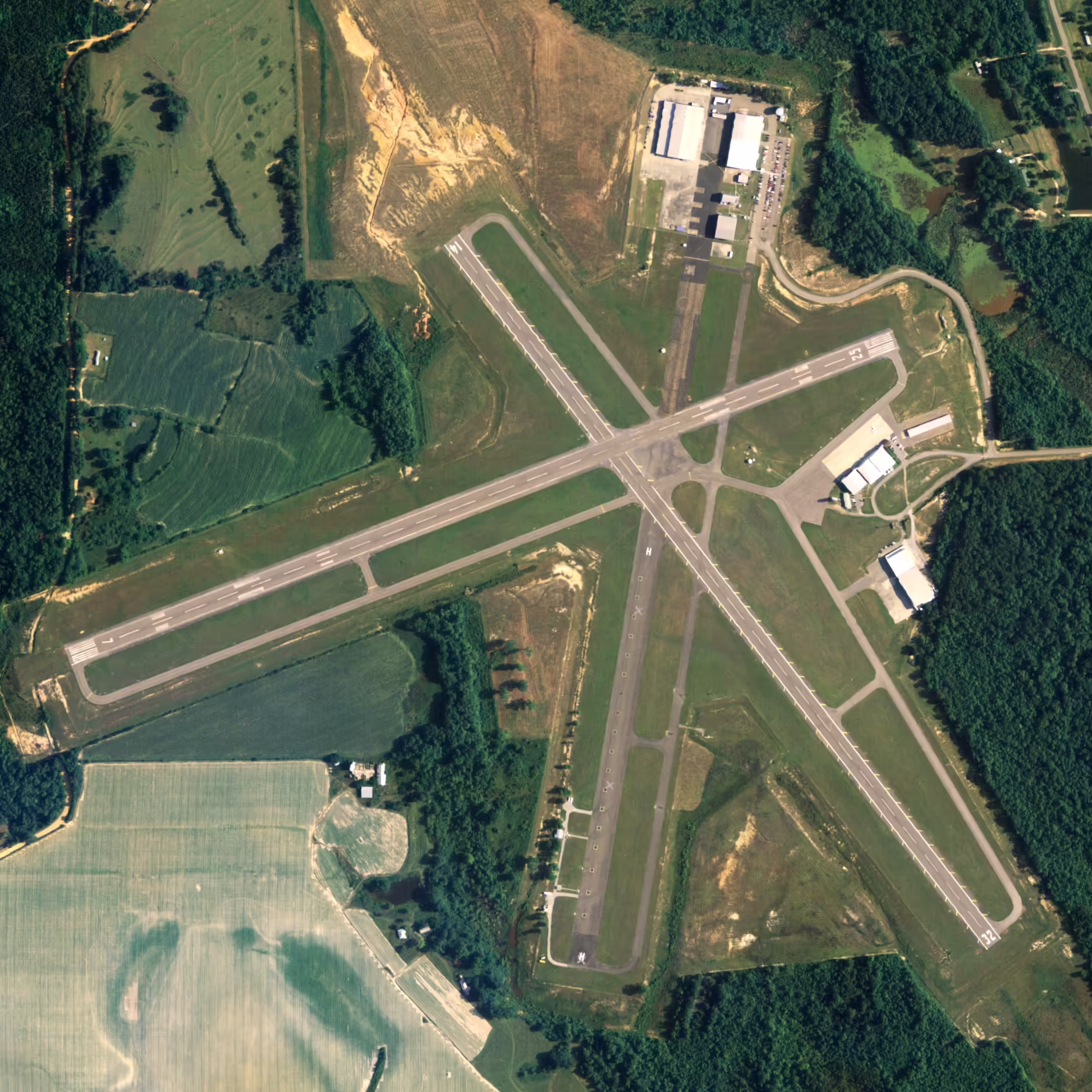 Troy Municipal Airport at N Kenneth Campbell Field (TOI)