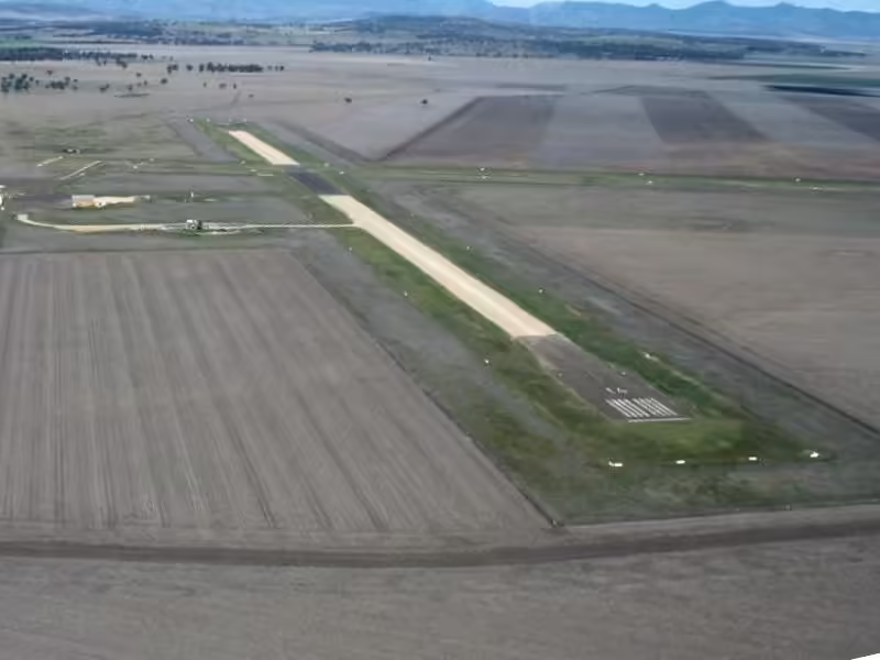 Quirindi Airport (UIR)