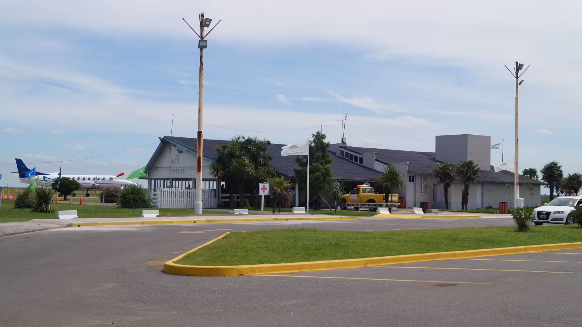 Villa Gesell Airport (VLG)