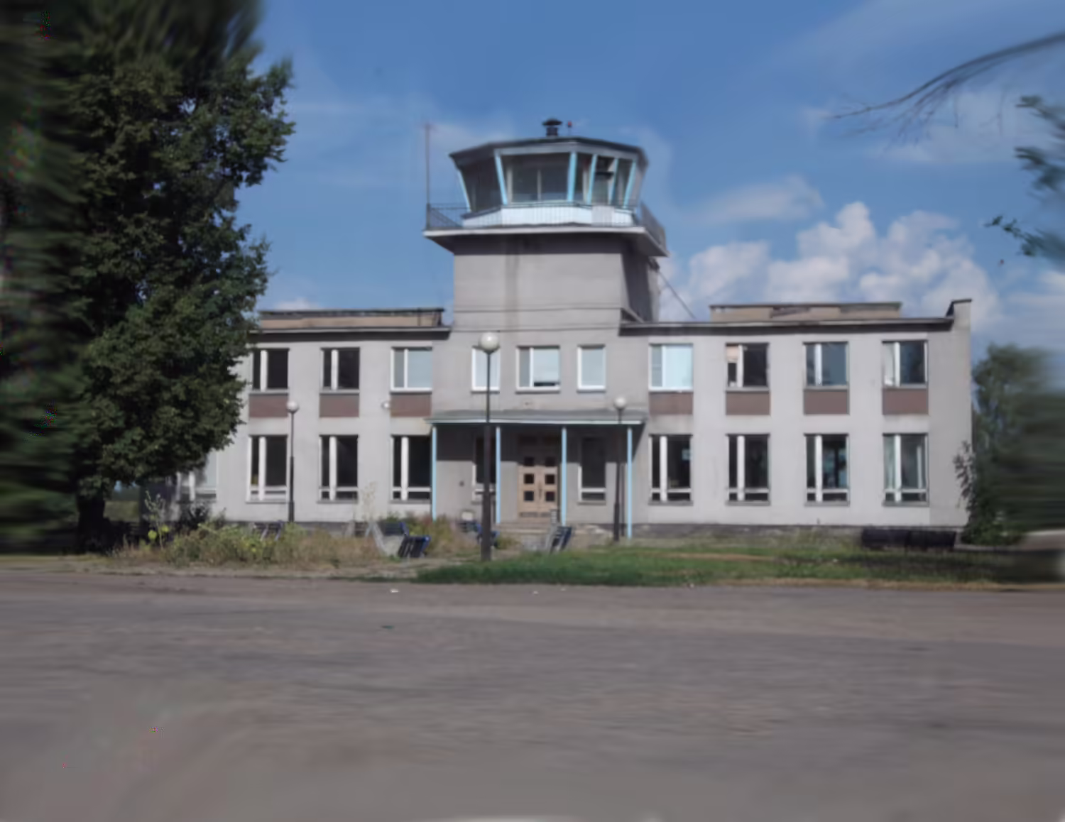 Velikiye Luki Airport (VLU)