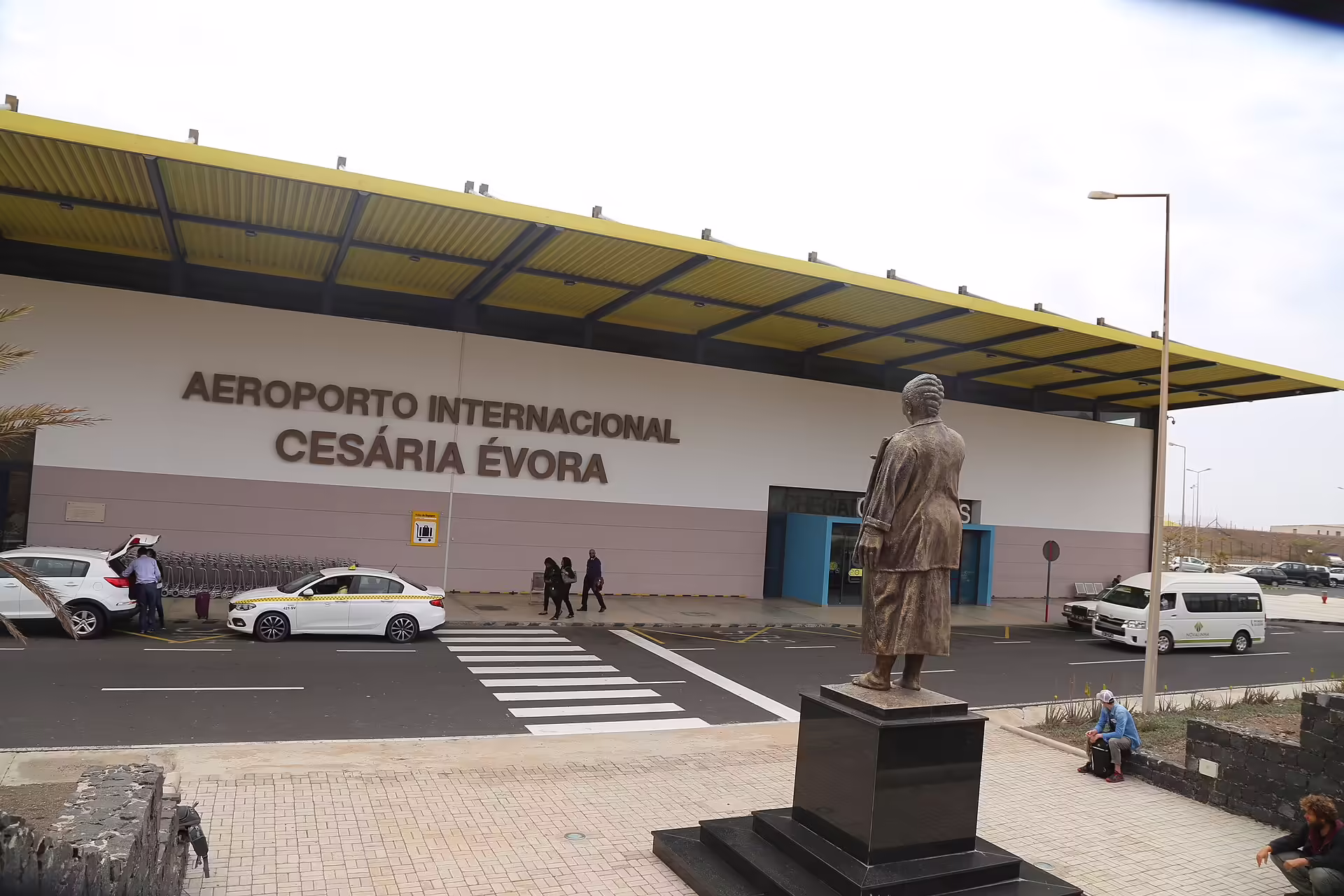 Cesaria Evora International Airport (VXE)