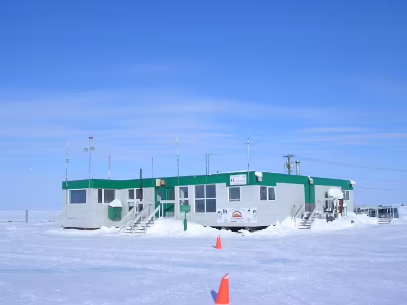 Kugluktuk Airport (YCO)