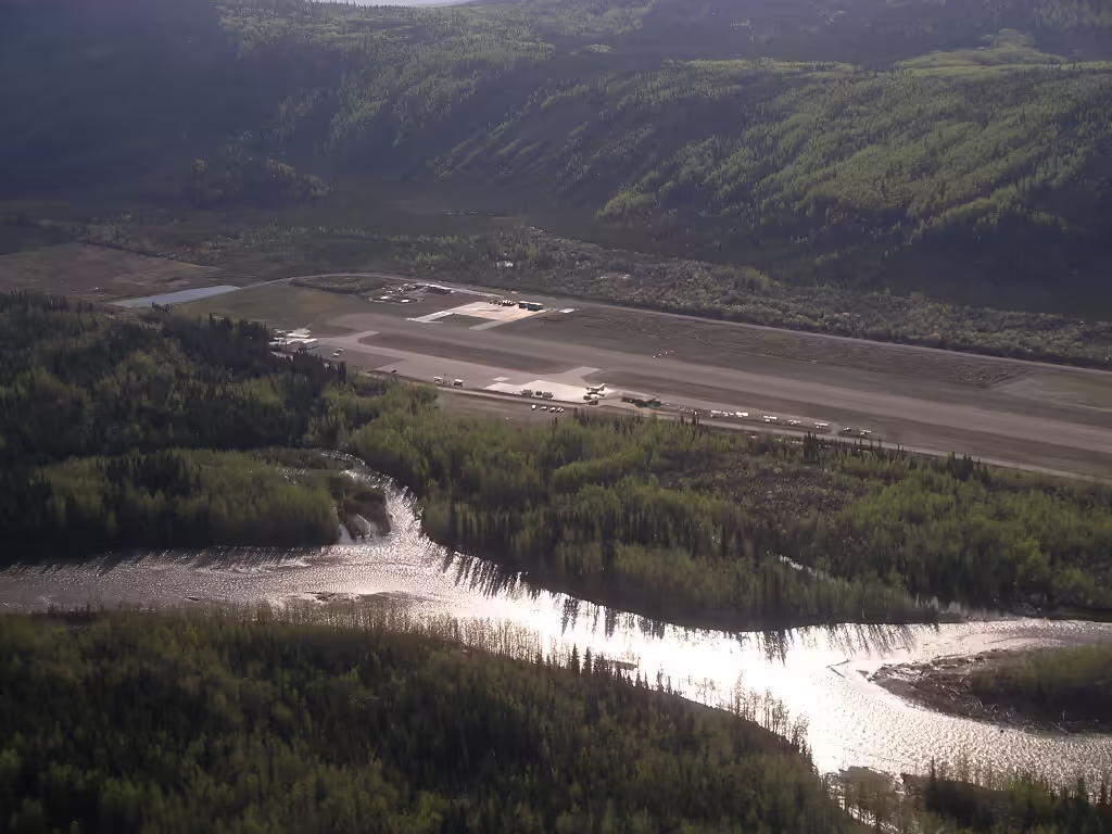Dawson City Airport (YDA)