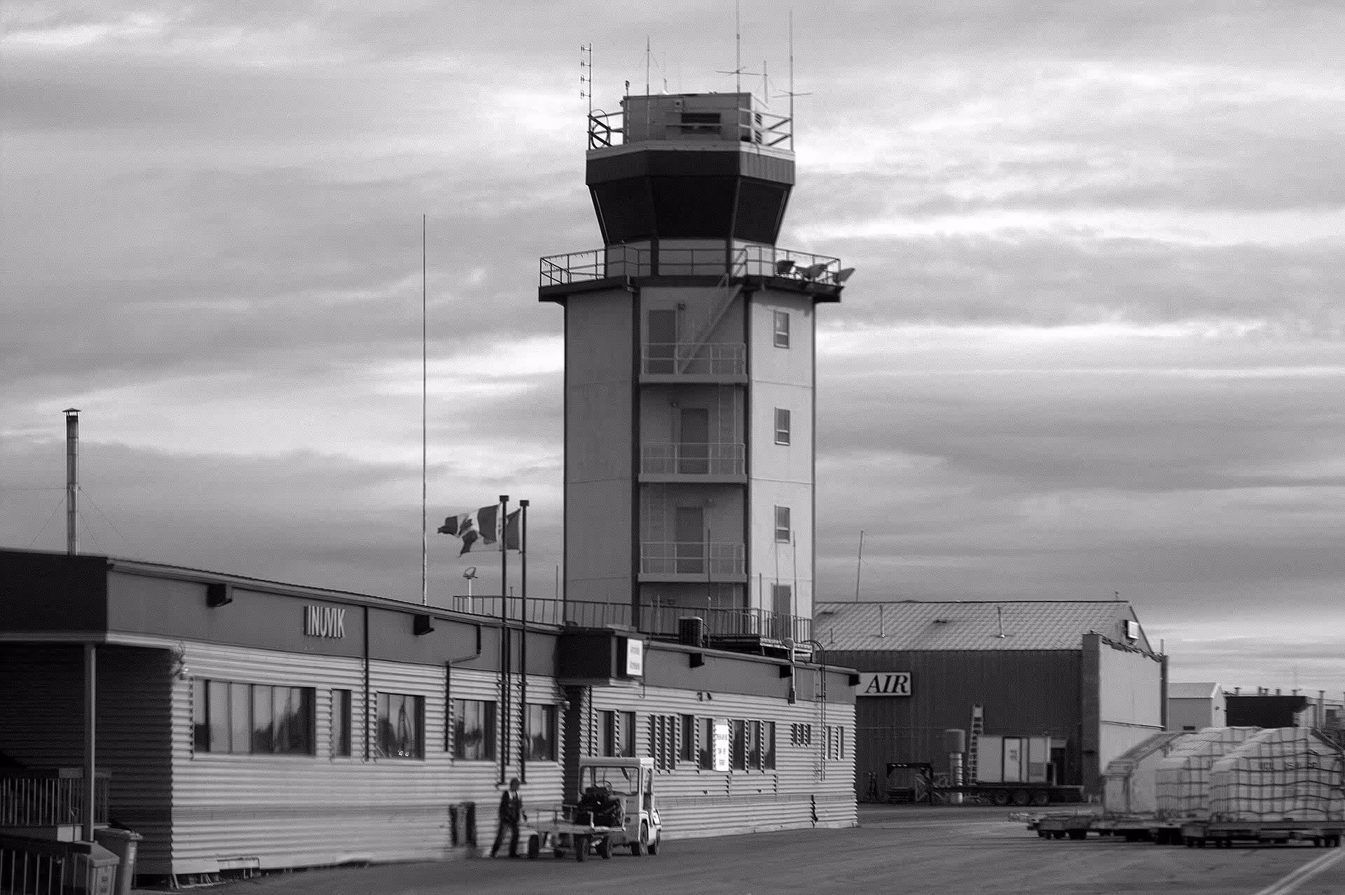 Inuvik Mike Zubko Airport (YEV)