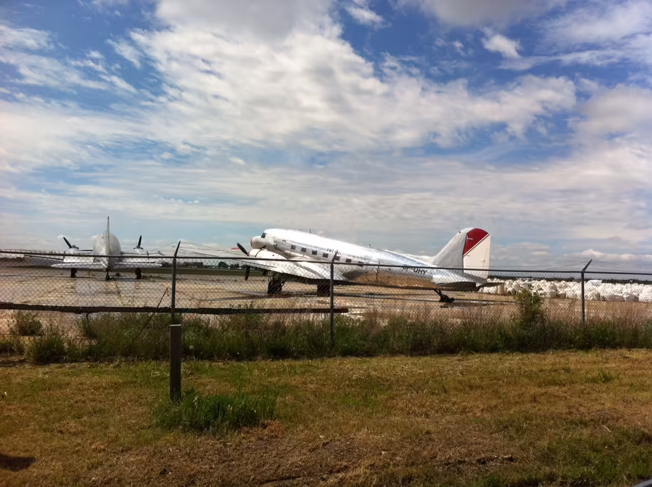 Gimli Industrial Park Airport (YGM)