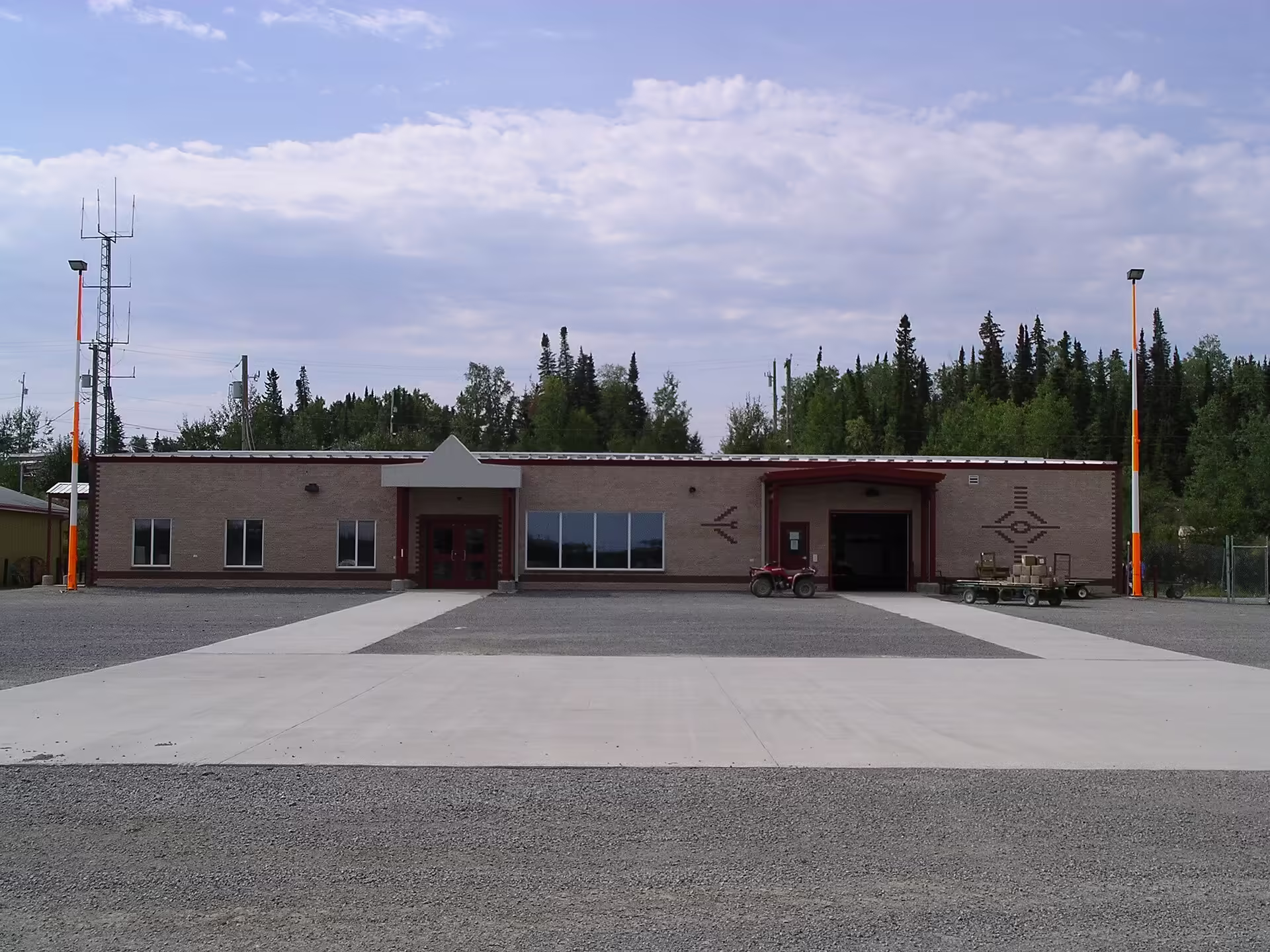 Island Lake Airport (YIV)