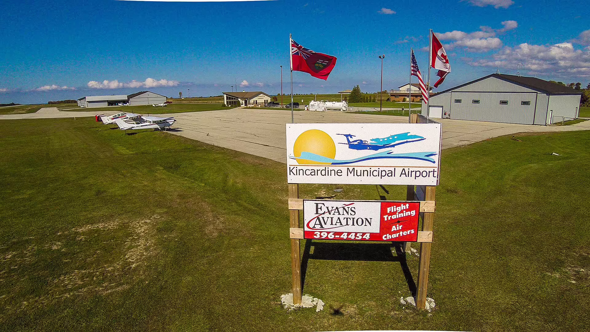 Kincardine Municipal Airport (YKD)