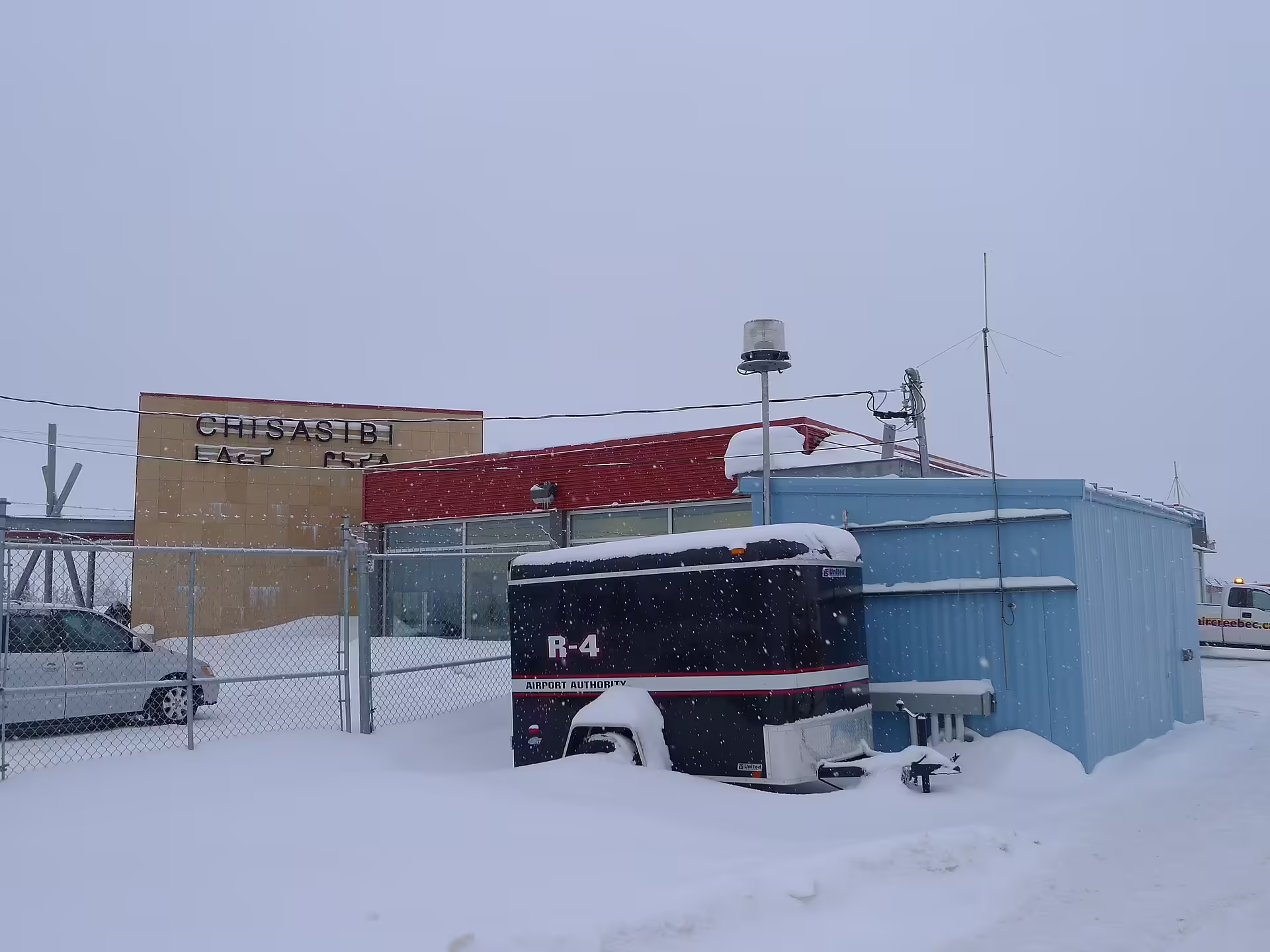 Chisasibi Airport (YKU)