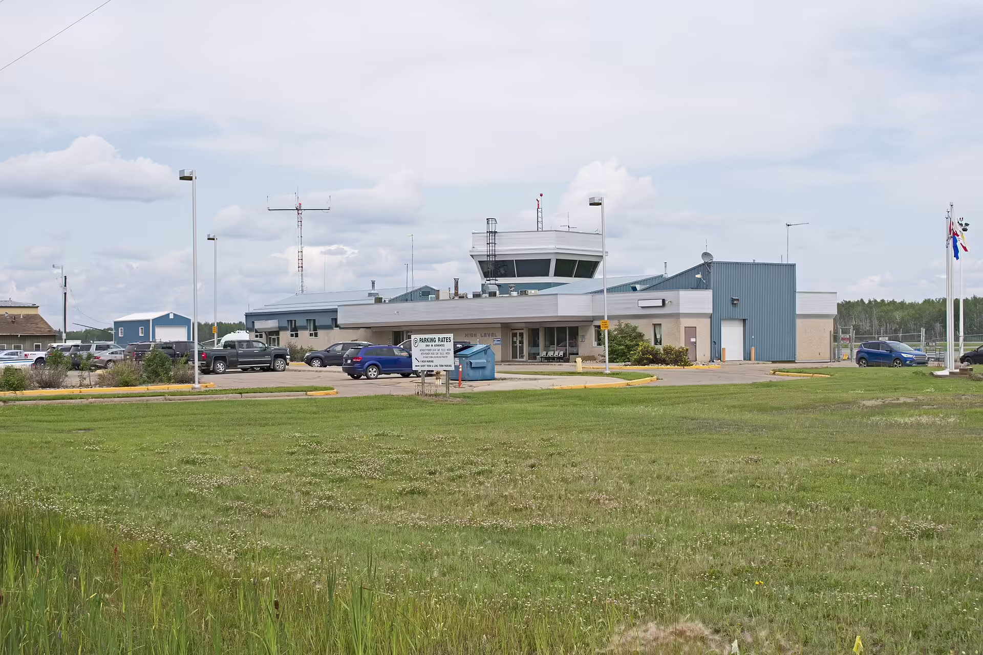 High Level Airport (YOJ)