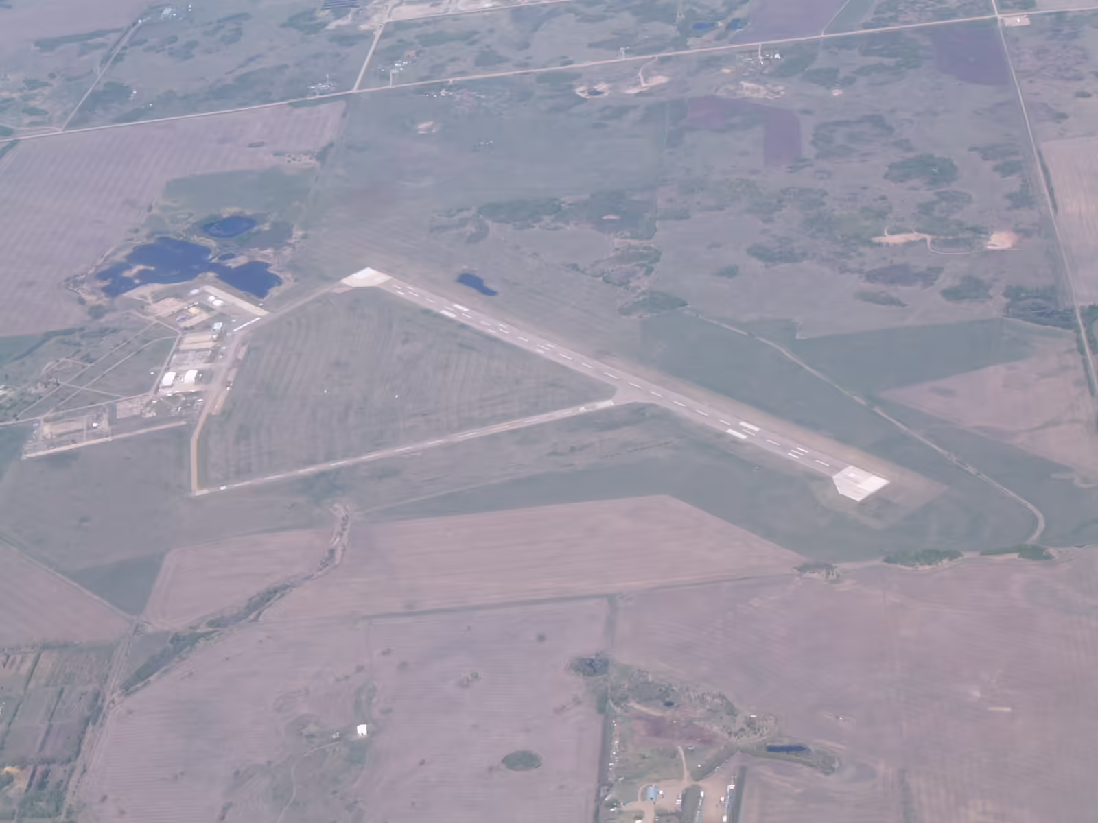 North Battleford Airport (YQW)