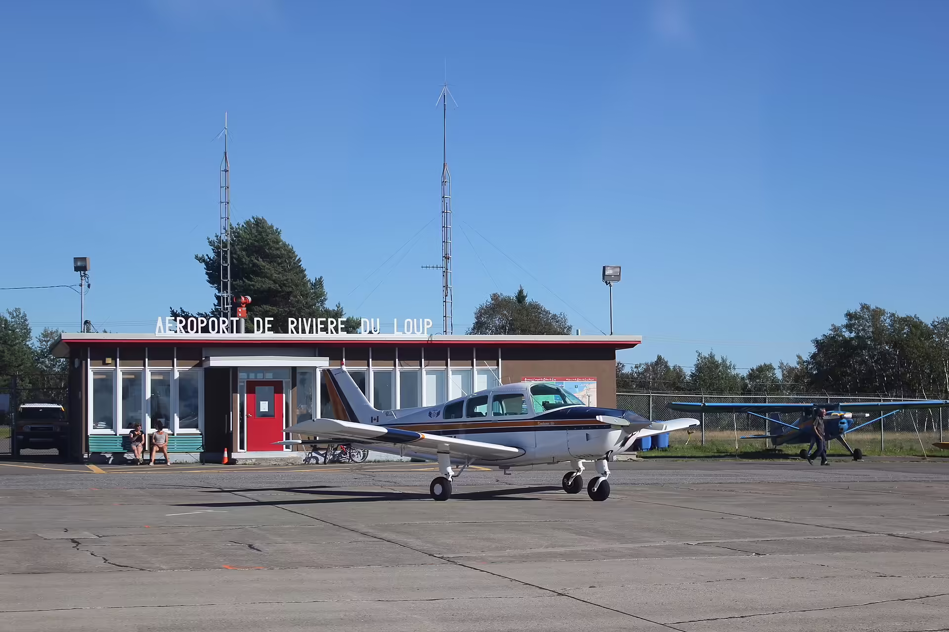 Rivière-du-Loup Airport (YRI)