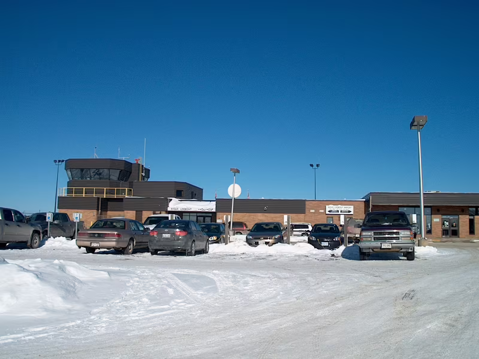 Sioux Lookout Airport (YXL)