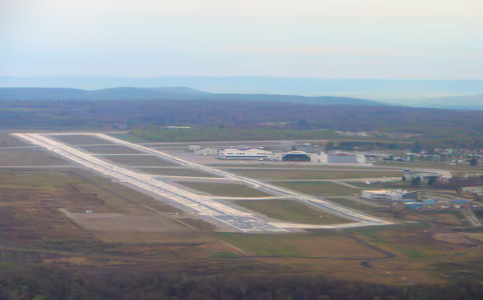 North Bay Jack Garland Airport (YYB)