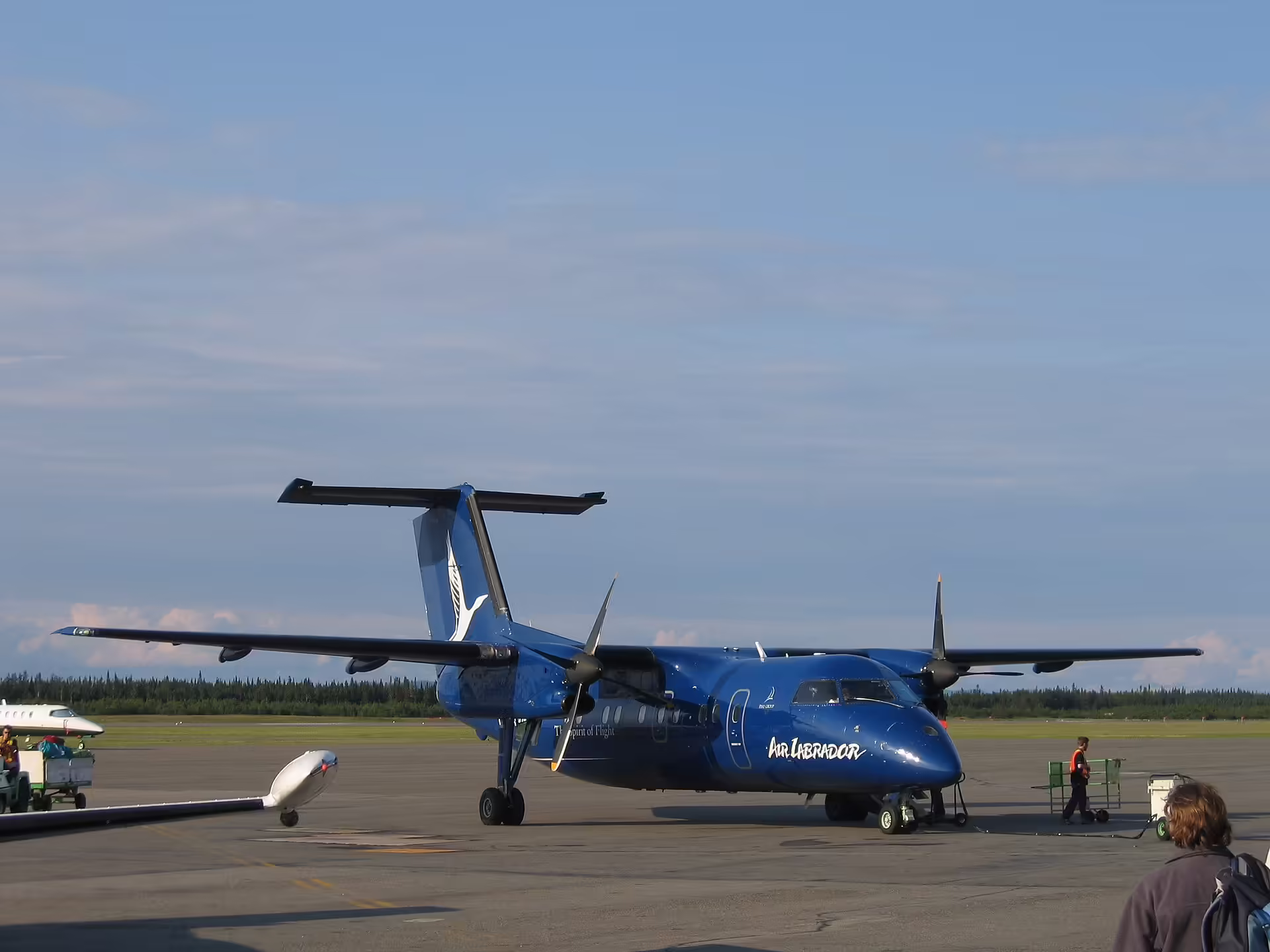 Sept-Îles Airport (YZV)