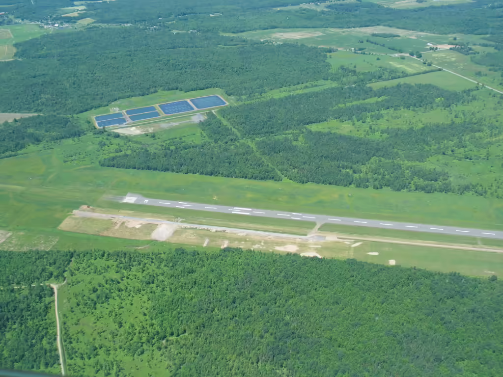 Bromont (Roland Désourdy) Airport (ZBM)