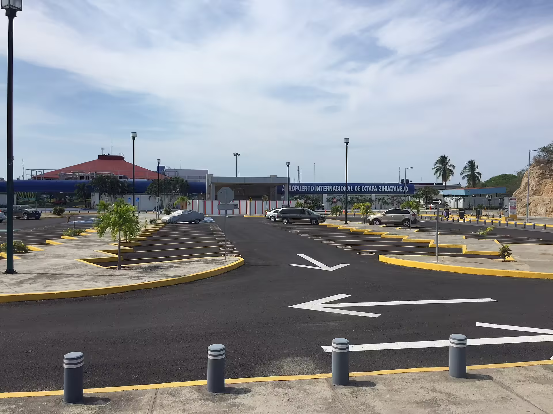 Ixtapa-Zihuatanejo International Airport (ZIH)