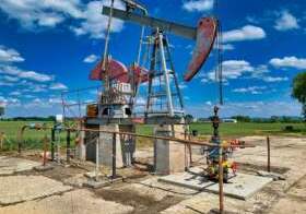 Ťažba ropy a zemného plyna na Záhorí